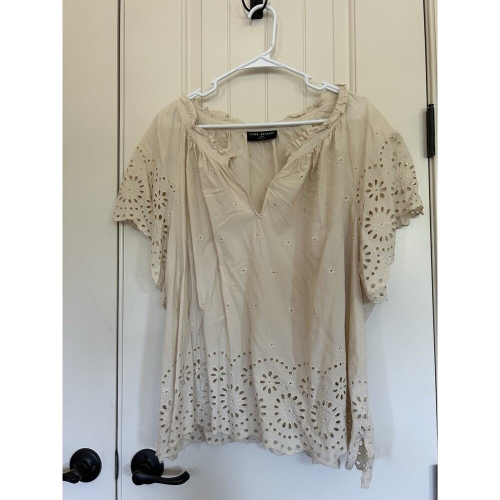 Lane Bryant Short Sleeve Off White top cottage feminine scalloped cutout lace